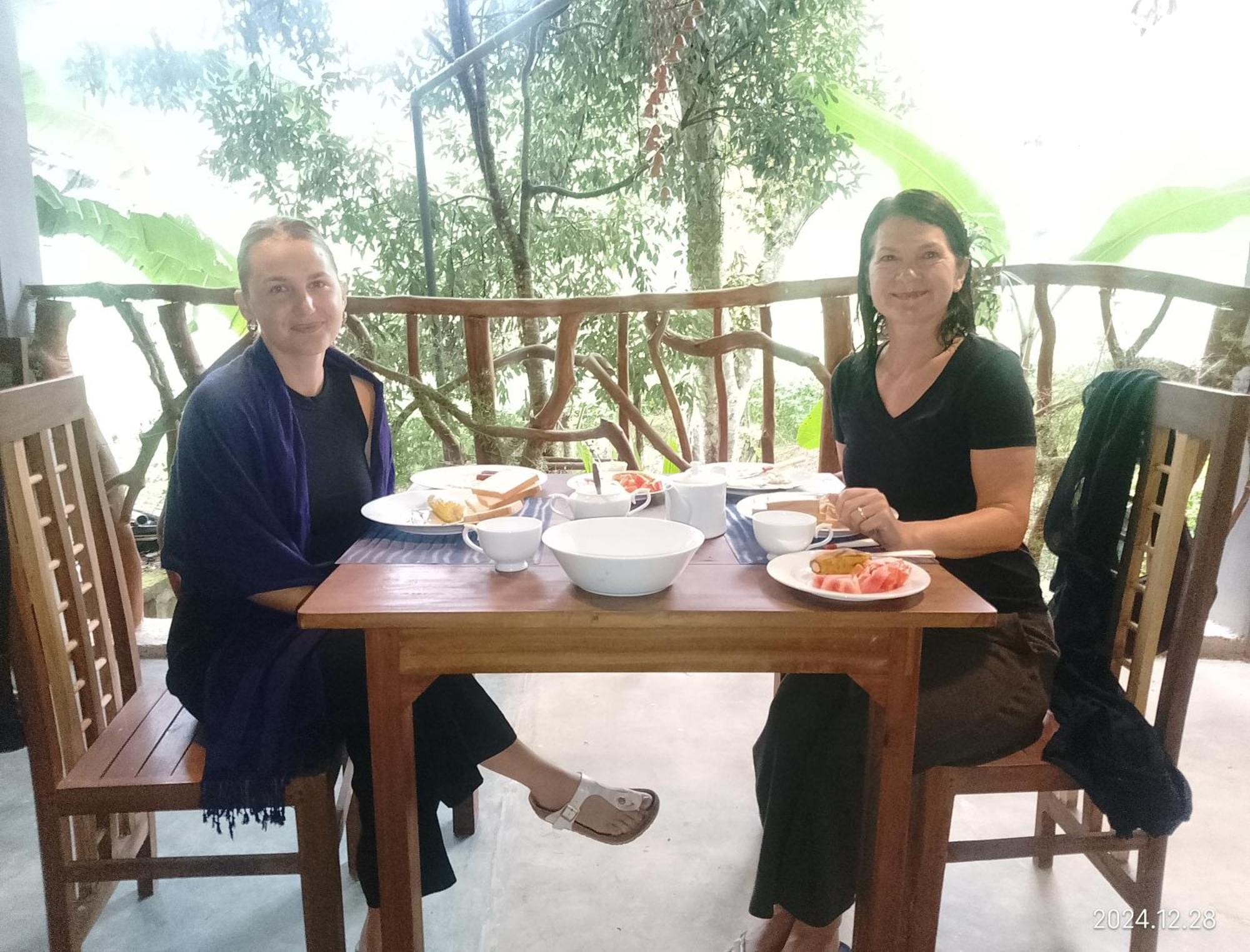 Kithaya Ella Hotel Bagian luar foto